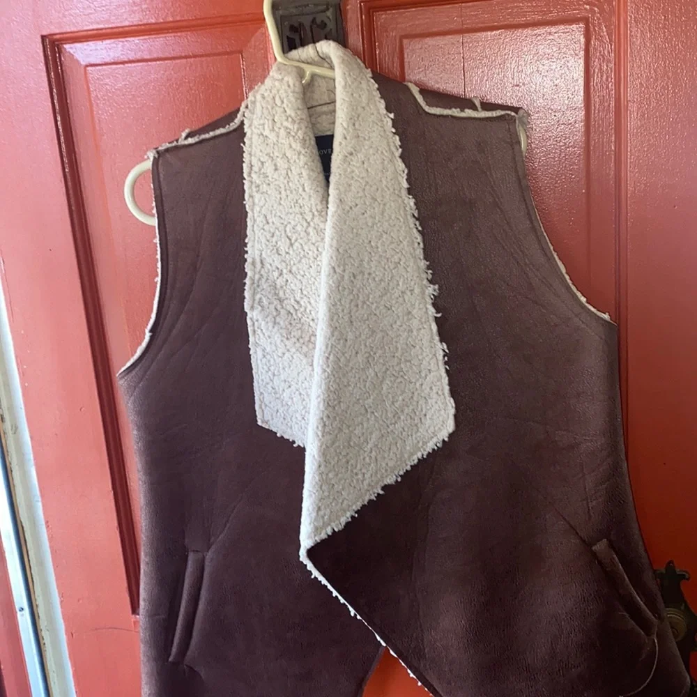 Love Tree vest - Picture 1 of 6